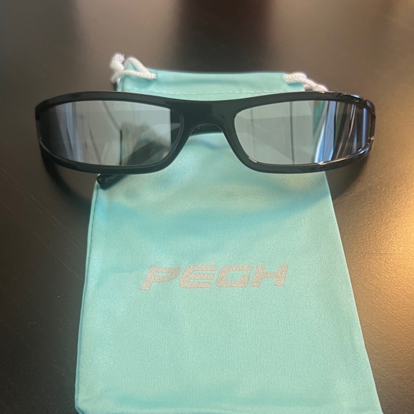 PEGH Men's Sunglasses - Picture 3 of 4
